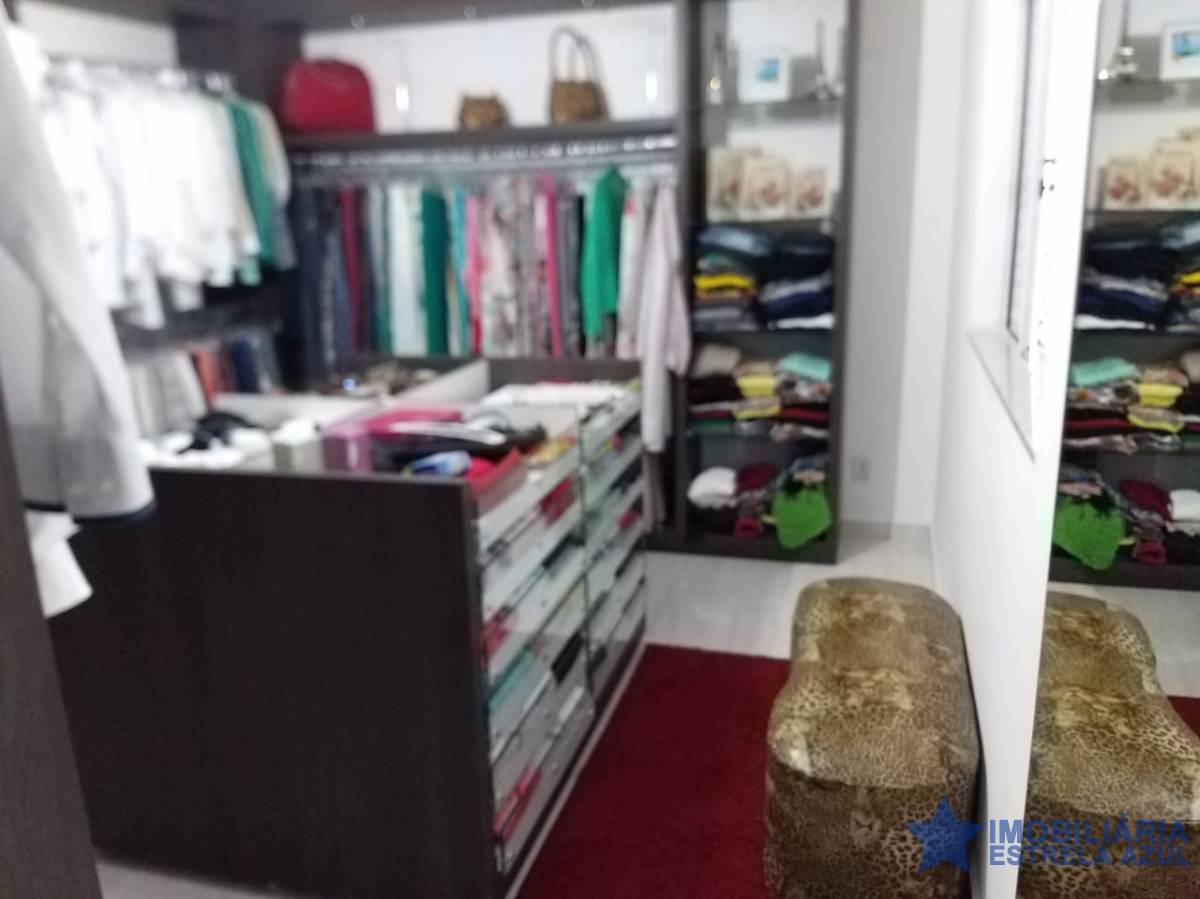 Conjunto no bairro Parque Daville