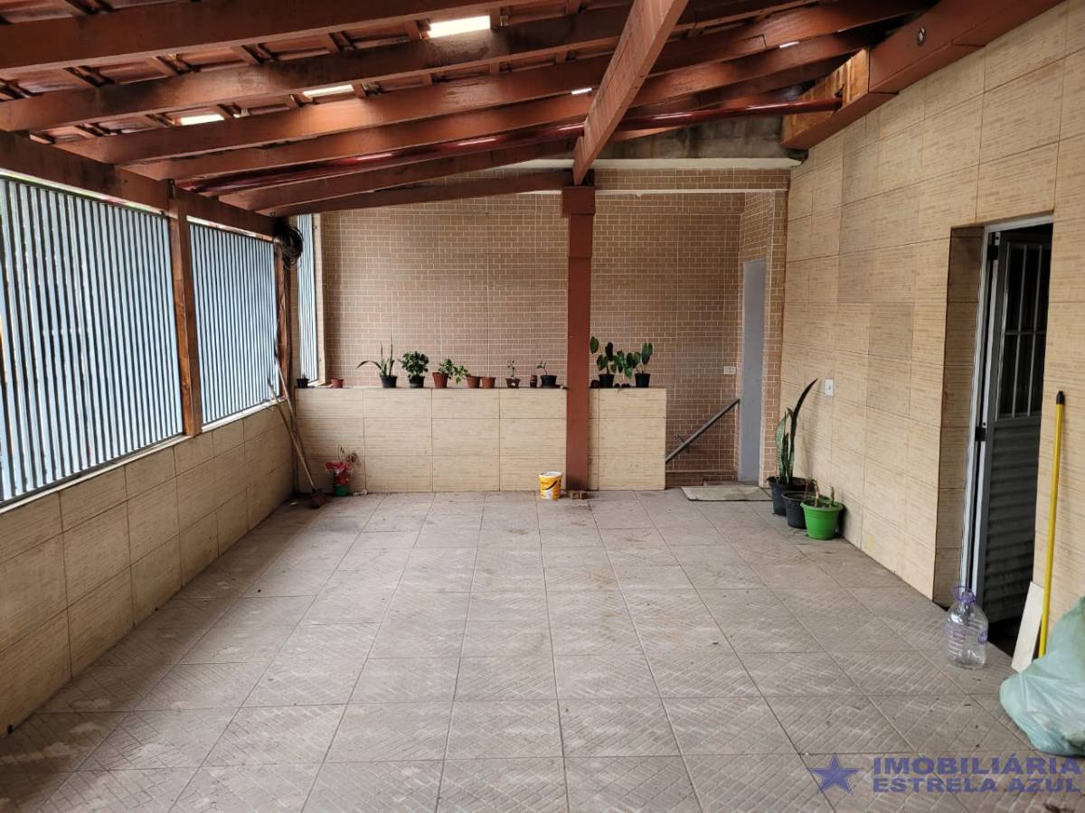 Conjunto no bairro Parada de Taipas 