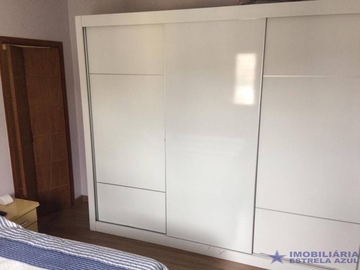 Conjunto no bairro Perus