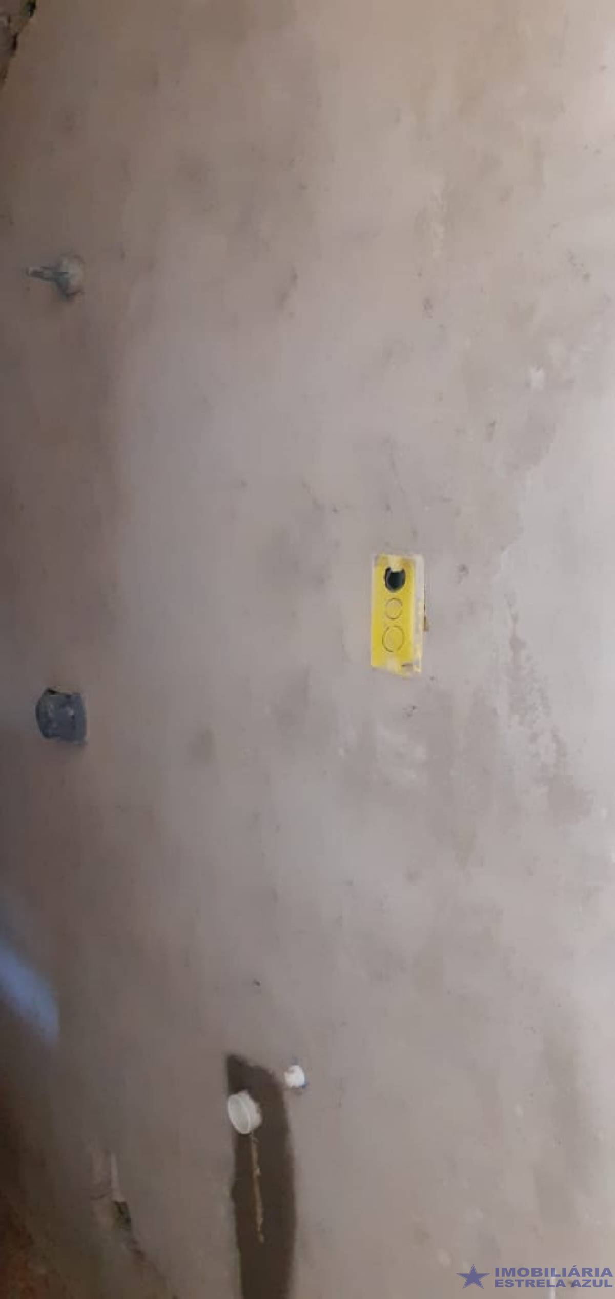 Conjunto no bairro Parada de Taipas