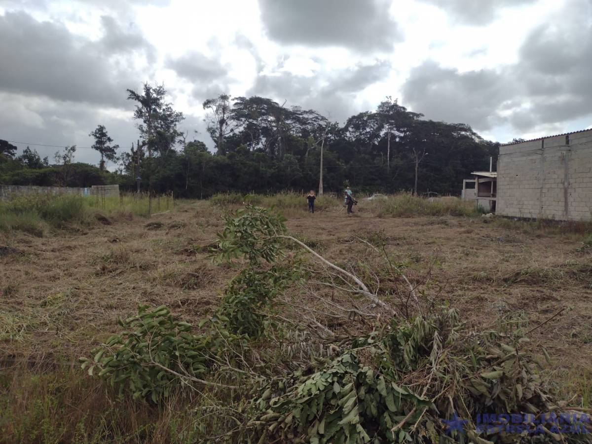 Terreno no bairro Jardim Itatins 