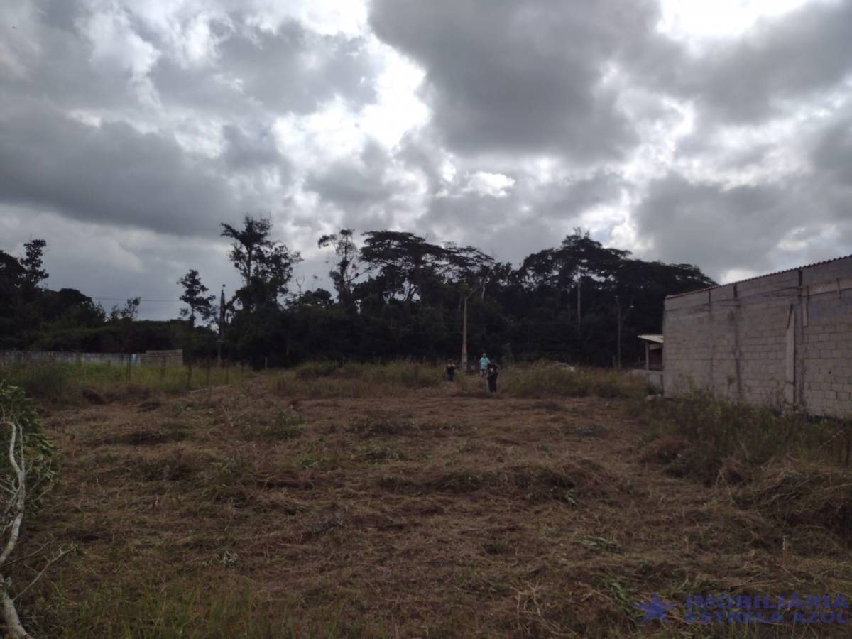 Terreno no bairro Jardim Itatins 