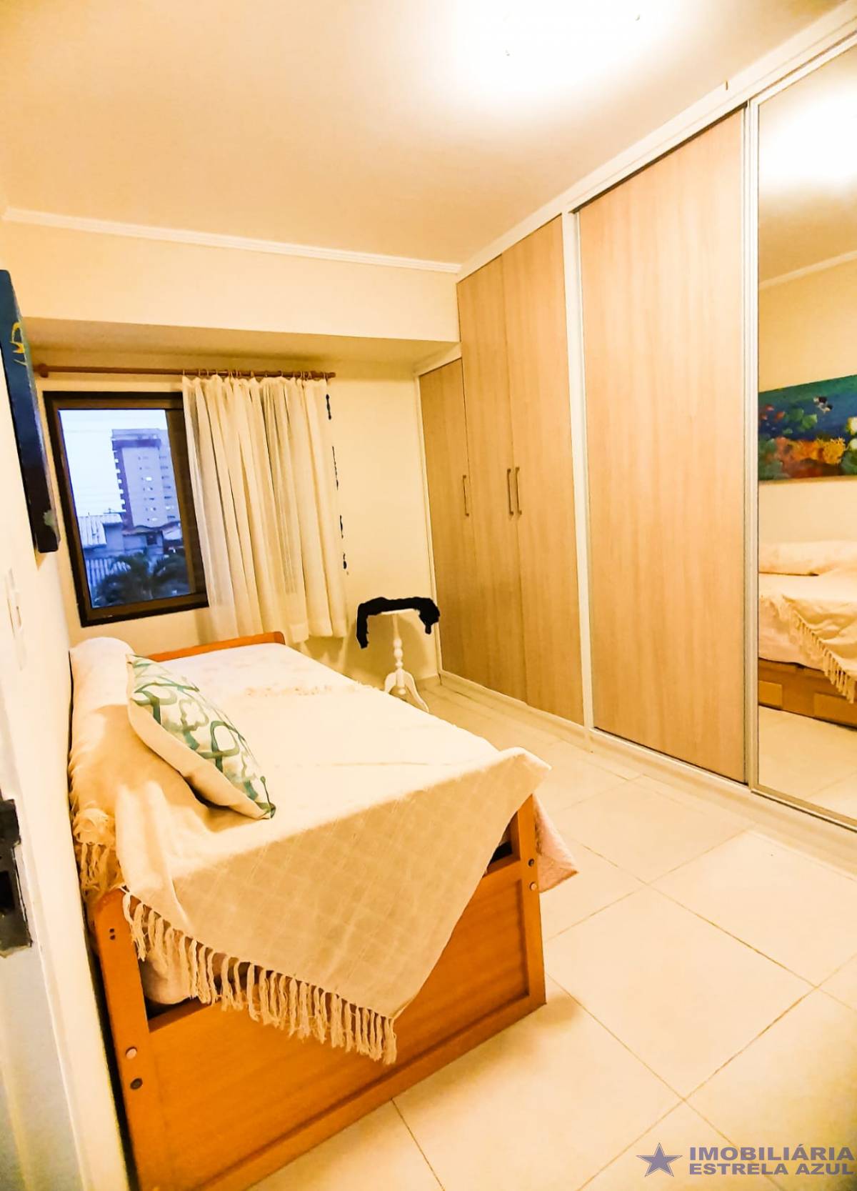 Apartamento no bairro Arpoador