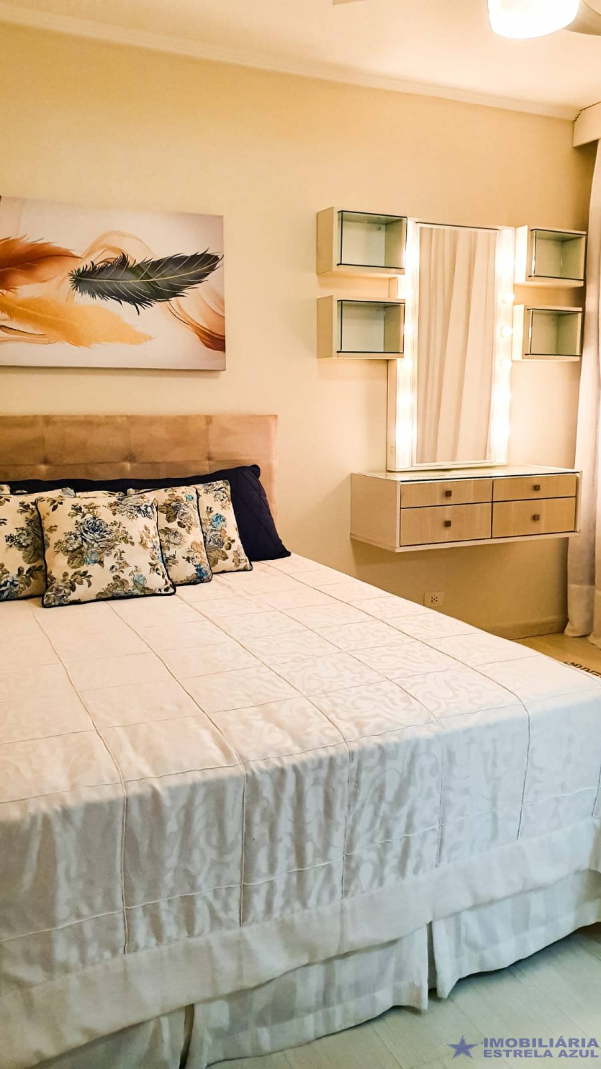 Apartamento no bairro Arpoador