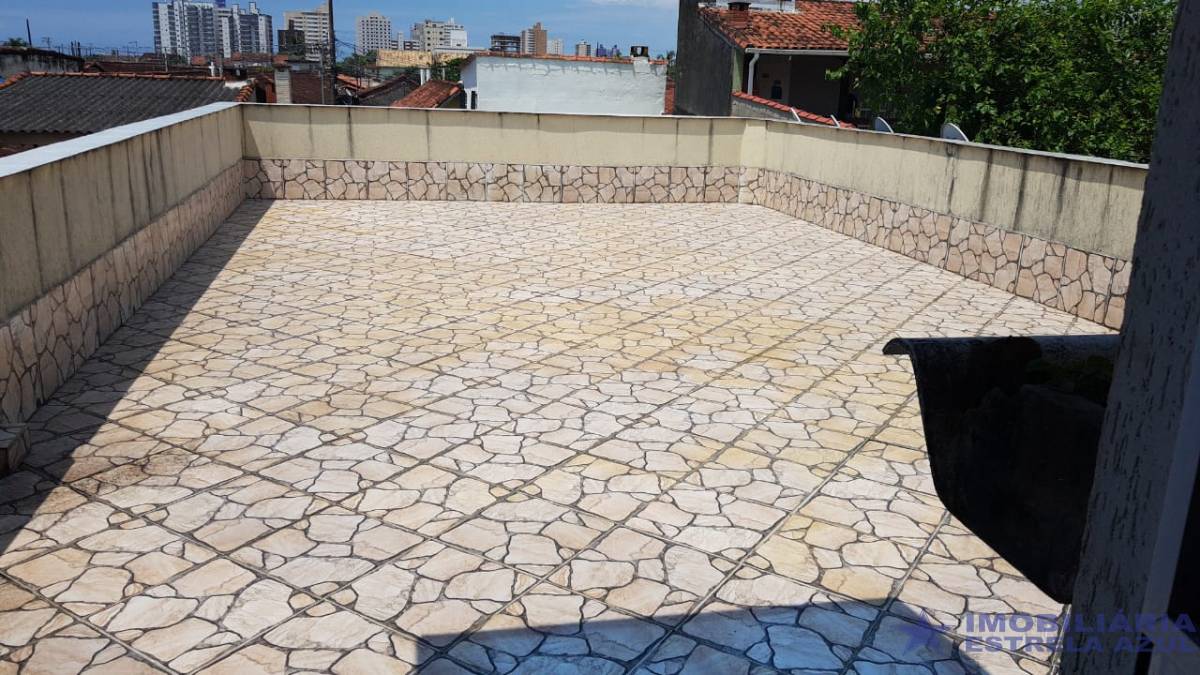 Conjunto no bairro Balneário Maracanã