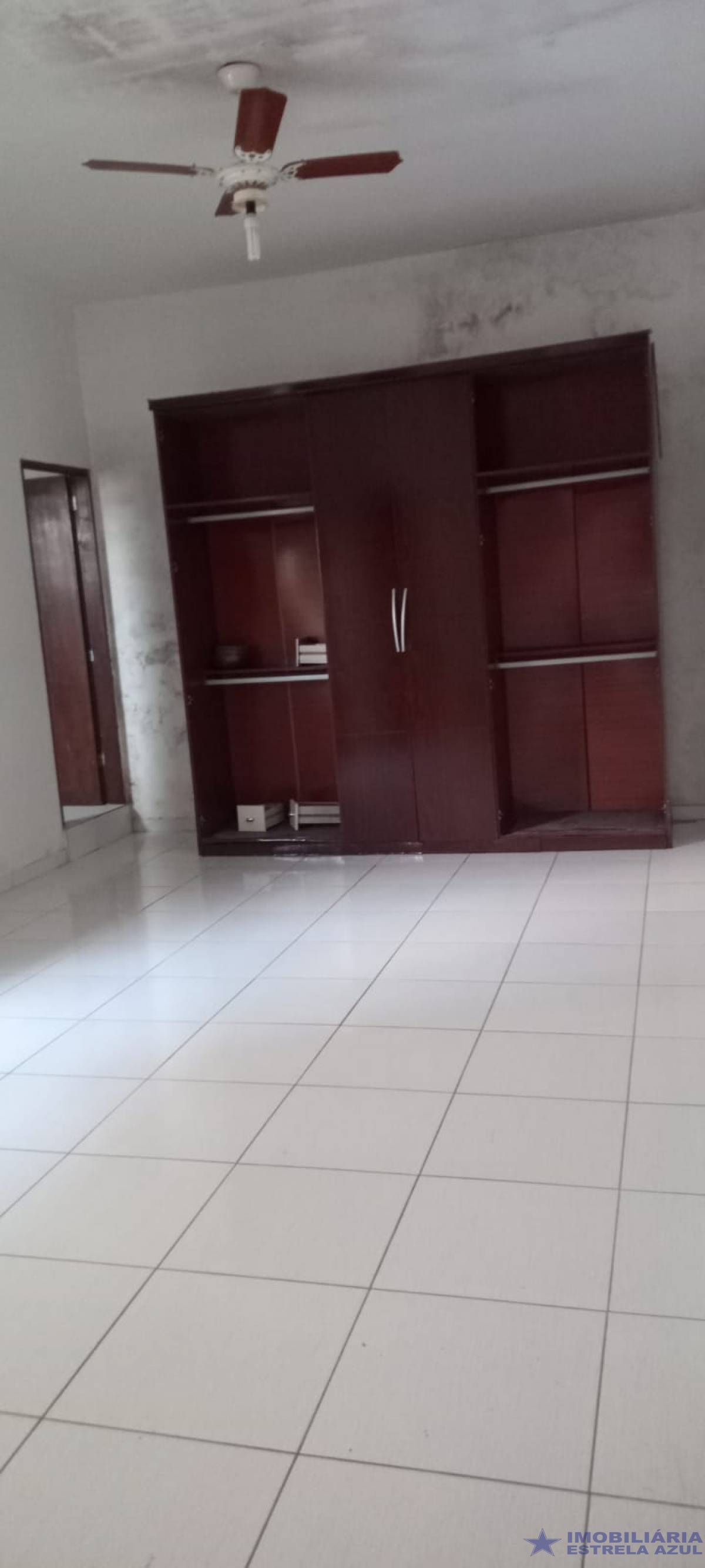 Conjunto no bairro Perus